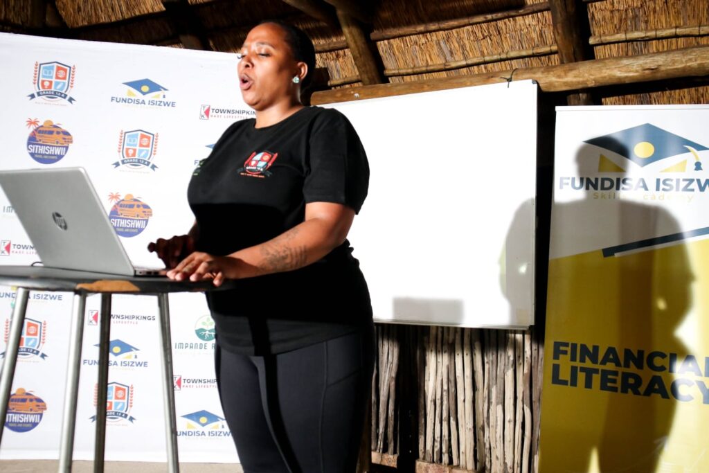 WhatsApp Image 2024-11-11 at 09.02.08 (1) WhatsApp Image 2024-11-11 at 09.02.08 (1)